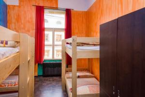 6-Bed Mixed Dormitory Room room in Best Spot Hostel