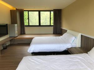 Phòng Bốn Người Có Phòng Tắm Riêng (Quadruple Room with Private Bathroom)