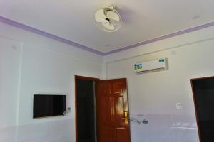 Phòng 4 Người Có Ban Công (Quadruple Room with Balcony)