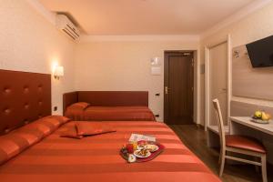 Triple Room room in Hotel Villa Rosa
