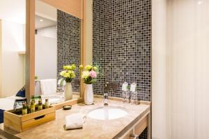 Vantage giường đôi Không có cửa sổ (Vantage Double No Window)