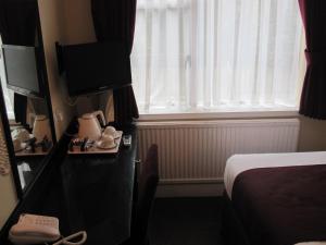 Single Room room in Mabledon Court Hotel