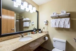 Double Room with Two Double Beds - Non-Smoking room in Quality Inn Killeen Forthood