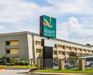 Quality Inn & Suites Atlanta Airport South in Newnan
