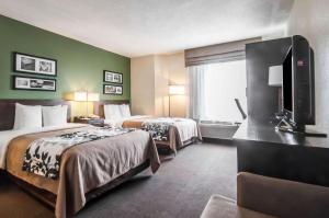 Double Room with Two Double Beds - Non-Smoking room in Sleep Inn Cinnaminson Philadelphia East