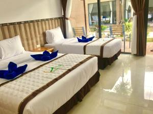 Phòng 3 Người Nhìn Ra Vườn (Triple Room with Garden View)