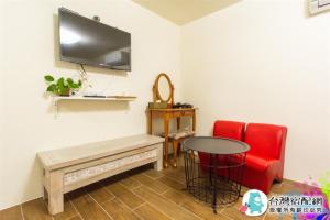 Phòng 2 Giường Đơn Với Phòng Tắm Riêng (Twin Room with Private Bathroom)