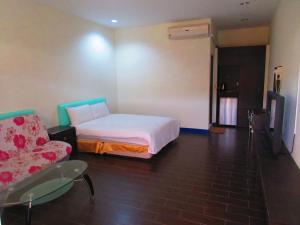 Phòng Giường Đôi Nhìn Ra Núi (Double Room with Mountain View)