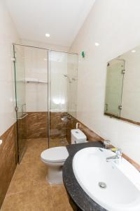 Phòng Loại Sang Giường Lớn (Deluxe King Room)