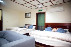 Phòng Superior 4 Người (Superior Quadruple Room)