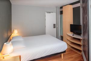 Standard Double Room room in Ibis Brussels City Centre