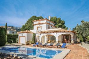 Calpe Villa Sleeps 6 WiFi