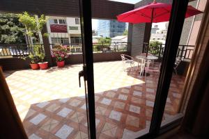 Phòng 4 Người có Sân hiên (Quadruple Room with Terrace)