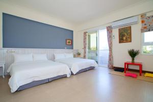 Phòng 4 Người Có Ban Công (Quadruple Room with Balcony)