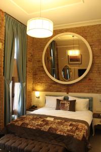 Classic Double Room room in Collage Pera Hotel