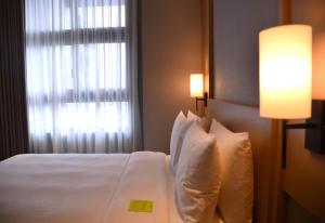 Corner Suite