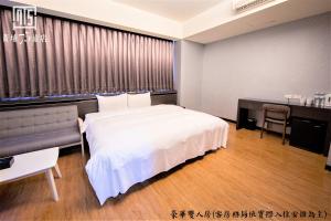 Phòng Loại Sang Giường Đôi (Deluxe Double Room)