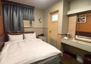 Phòng Đôi Phổ Thông (Economy Double Room)
