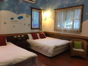 Phòng 4 Người Có Phòng Tắm (Quadruple Room with Bathroom)