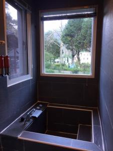 Phòng 4 Người Có Phòng Tắm (Quadruple Room with Bathroom)