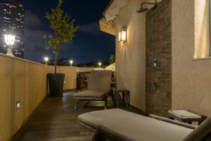 Penthouse Apartment room in Neve Tsedek TLV - Luxe Duplex Penthouse - Rooftop