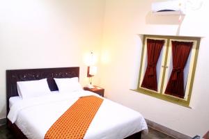 Phòng Deluxe Giường Đôi/2 Giường Đơn (Deluxe Double or Twin Room)
