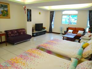 Phòng Bốn Người Có Phòng Tắm Riêng (Quadruple Room with Private Bathroom)