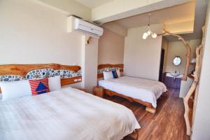 Phòng Bốn Người Hướng Biển A (Sea View Quadruple Room A)
