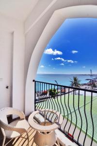 Phòng Bốn Người Hướng Biển B (Sea View Quadruple Room B)