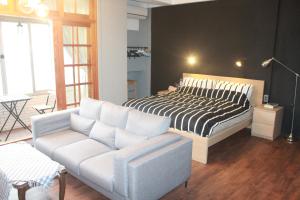Suite Gia Đình Deluxe (Deluxe Family Suite)