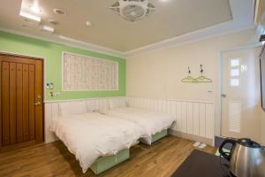 Phòng Standard giường đôi (Standard Double Room)