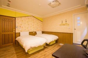 Phòng Standard giường đôi (Standard Double Room)