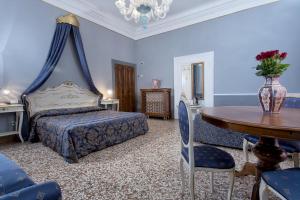 Junior Suite room in Hotel Mezzo Pozzo