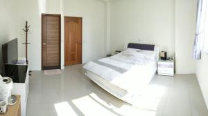 Phòng Tiêu Chuẩn Giường Đôi (Standard Double Room)