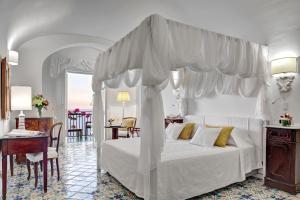 Junior Suite with Sea View room in Hotel Santa Caterina