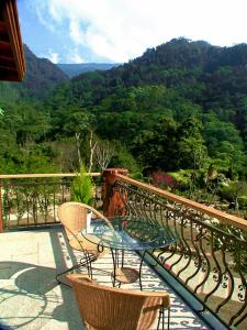 Phòng Đôi Tiêu chuẩn có tầm nhìn (Standard Double Room with View)
