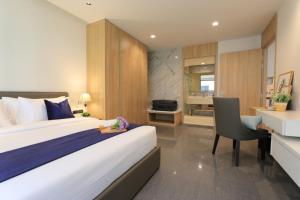 Two-Bedroom Suite room in Alix Bangkok Hotel