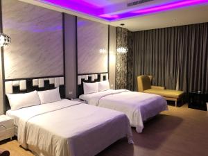 Phòng Deluxe 4 Người (Deluxe Quadruple Room)