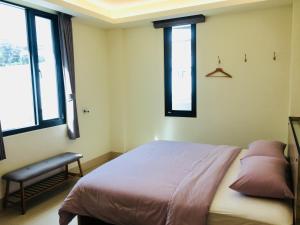 Phòng 4 người Nhìn ra cảnh Núi non (Quadruple Room with Mountain View)