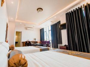 Suite Junior Có Ban Công (Junior Suite with Balcony)