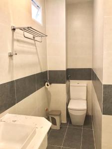 Superior Có cửa sổ (Superior Window)