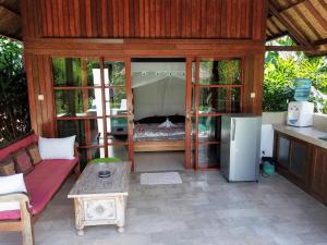 Bungalow Có Hồ Bơi Riêng (Bungalow with Private Pool)