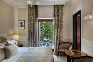 Double Room room in Baglioni Hotel Regina - The Leading Hotels of the World