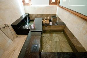 Phòng gia đình hướng núi cho 4 người (Family Mountain View Room for 4 People)