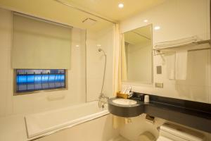 Phòng Loại Sang Giường Đôi (Deluxe Double Room)