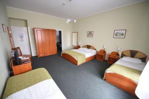 Quadruple Room room in Baross City Hotel - Budapest