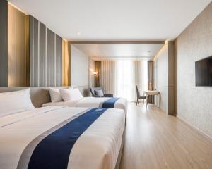 Phòng Superior 2 giường (Superior Twin Room)
