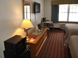 Quadruple Room room in Casco Bay Inn