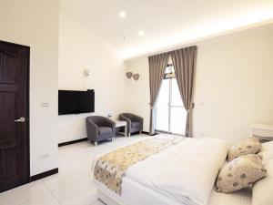 Phòng Có Giường Cỡ Queen Với Ban Công (Queen Room with Balcony)