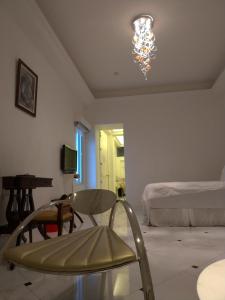 Phòng Tiêu Chuẩn Giường Đôi (Standard Double Room)
